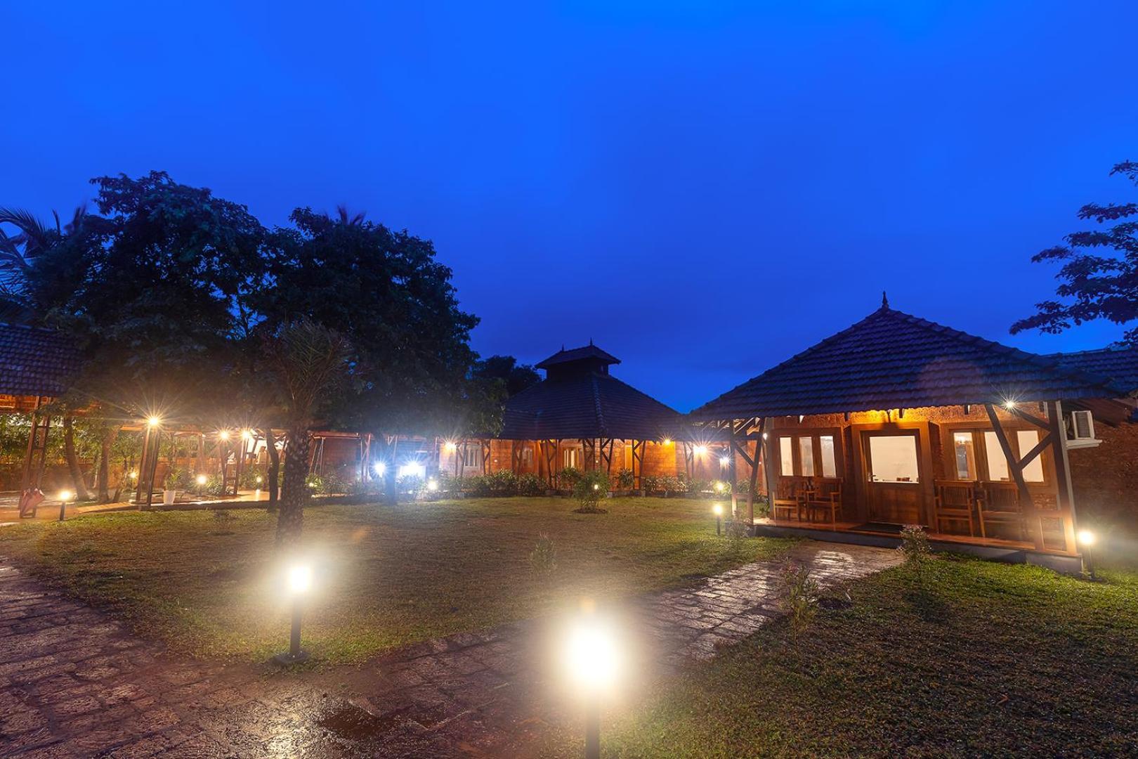 Sandalmist Resort And Spa Kasaragod Exterior photo