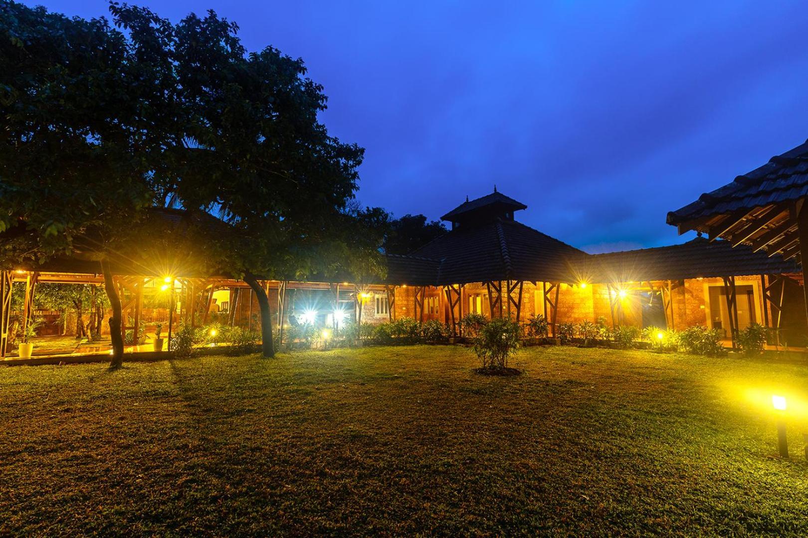 Sandalmist Resort And Spa Kasaragod Exterior photo
